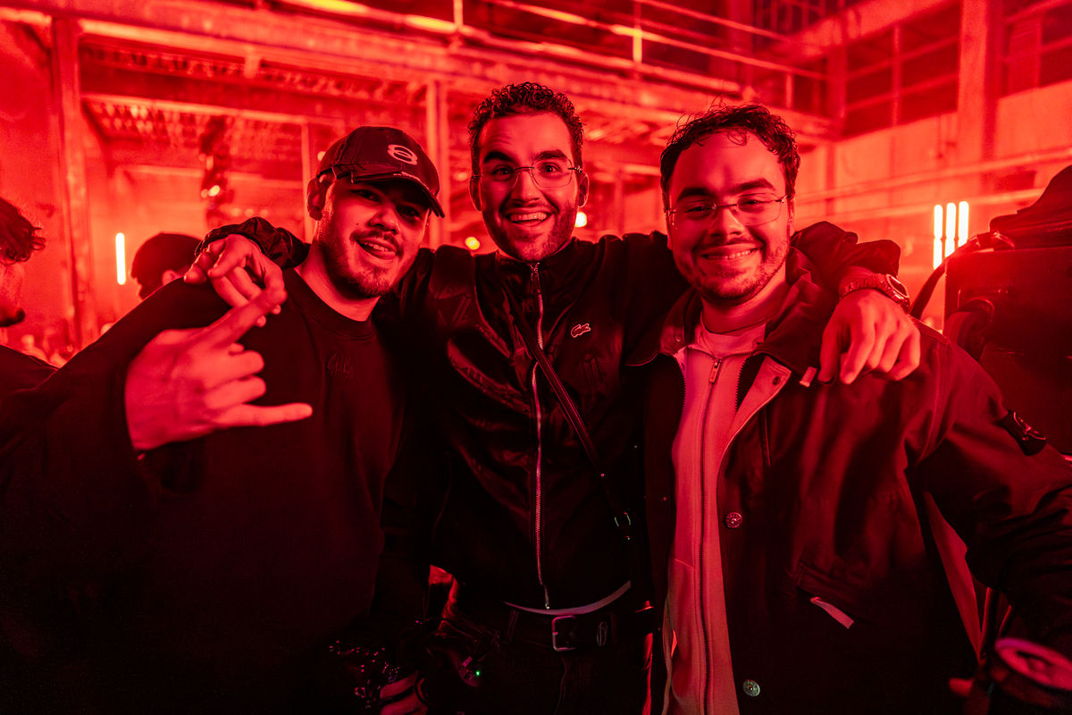 Loading... just a sec